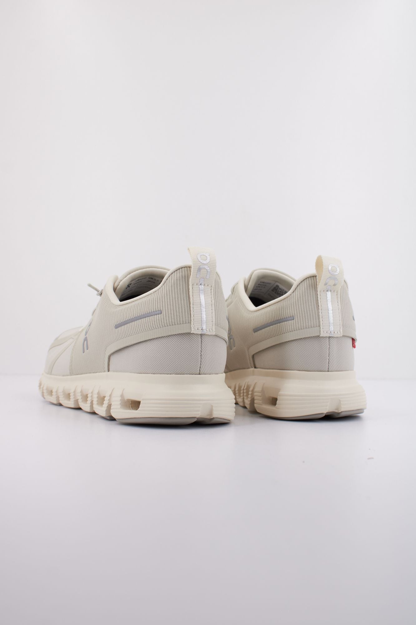 On Running Cloud 6 WP Men's Sneakers - Beige
