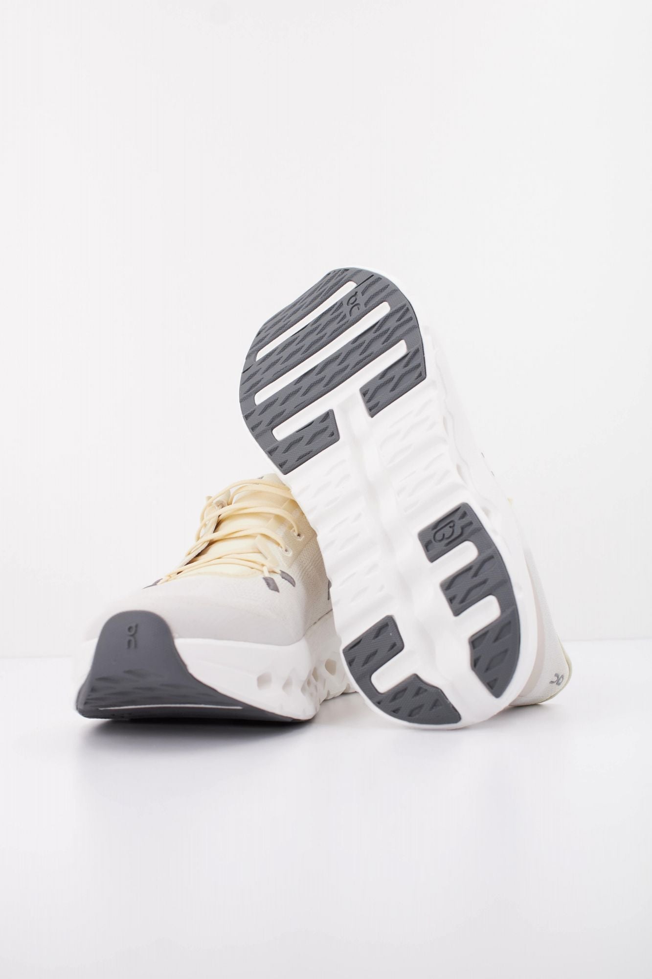 On Running Cloudtilt Women's Sneakers - Yellow