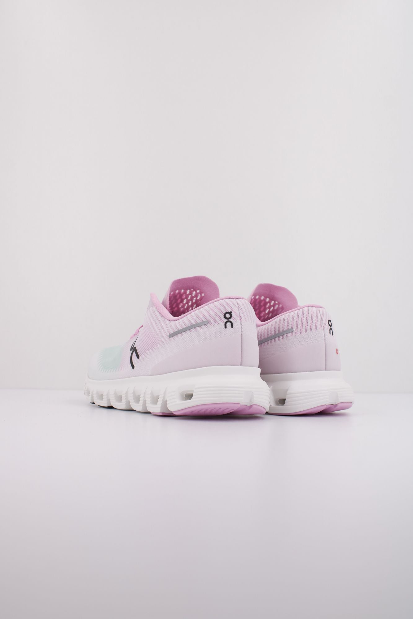 On Running Cloud 6 Push Women's Sneakers - Multicolour