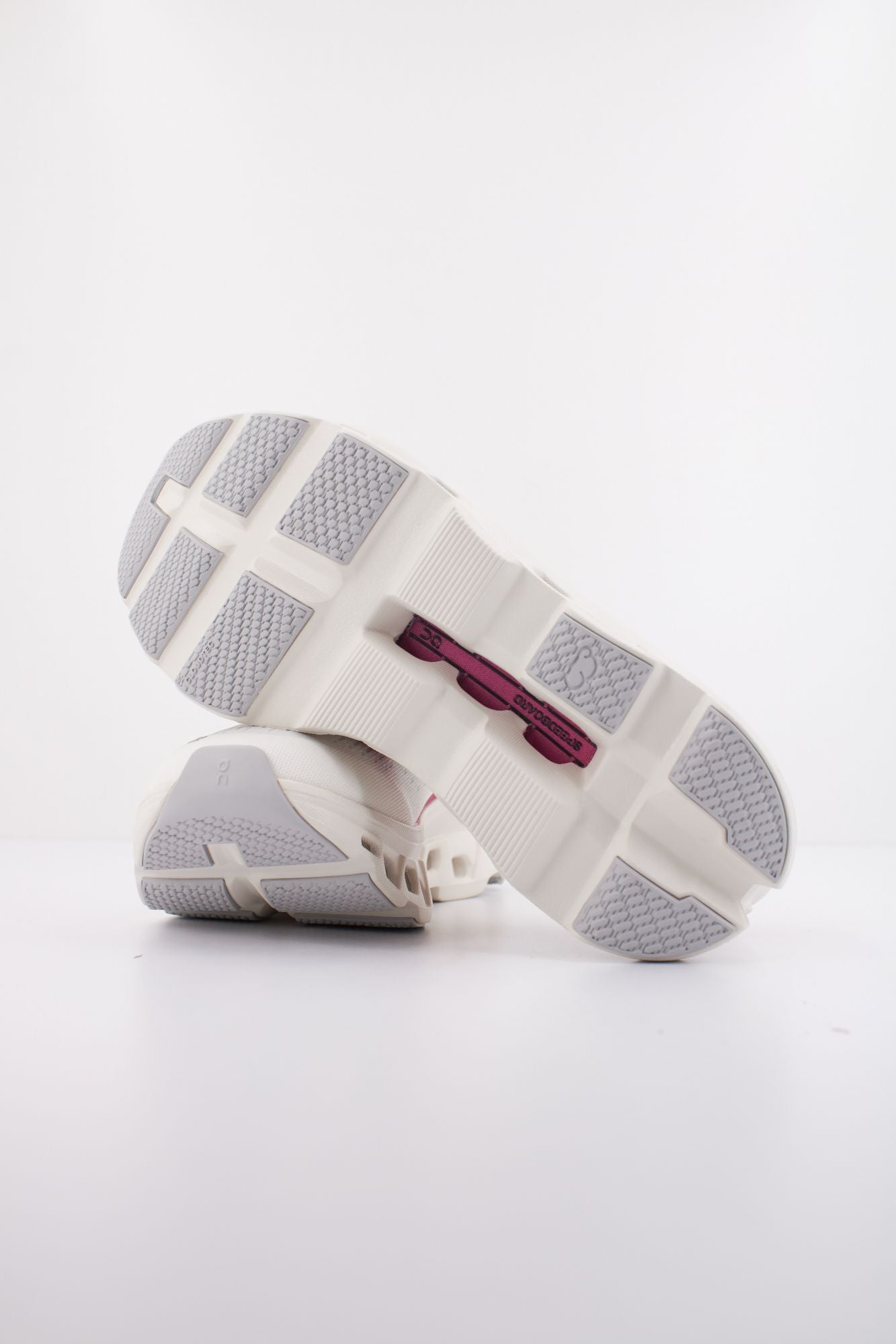 On Running Cloudmonster Women's Sneakers - White