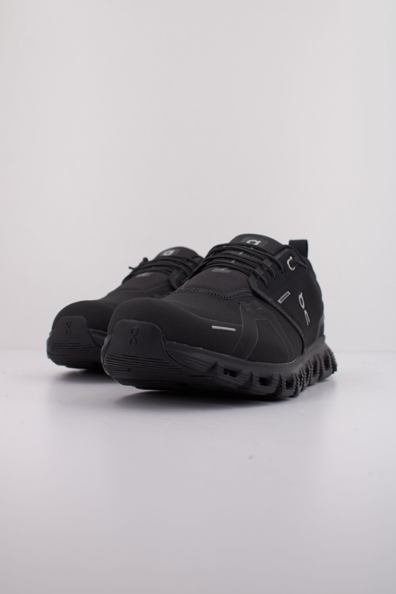 On Running Cloud 6 WP Men's Sneakers - Black
