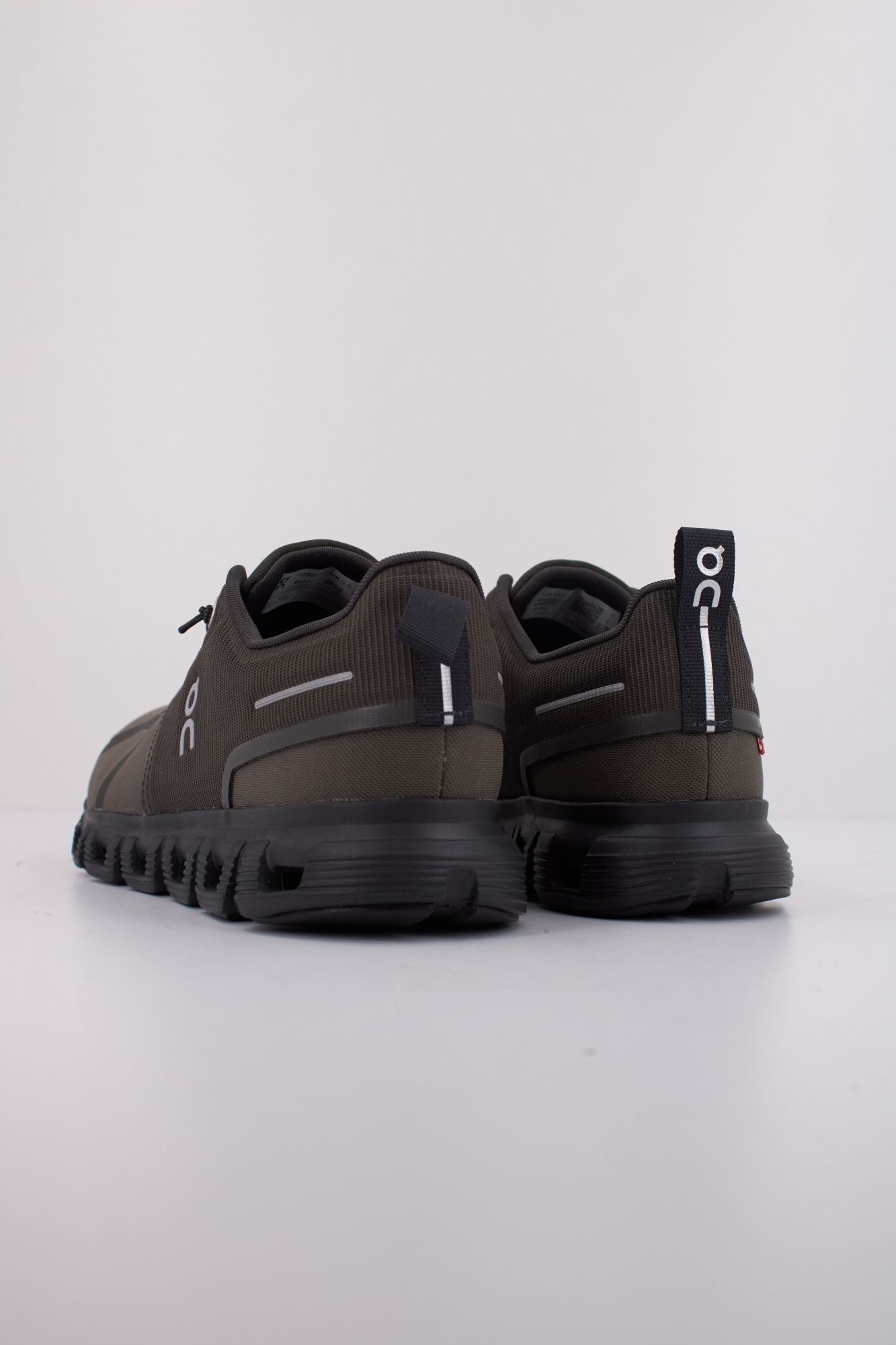 On Running Cloud 6 WP Men's Sneakers - Green