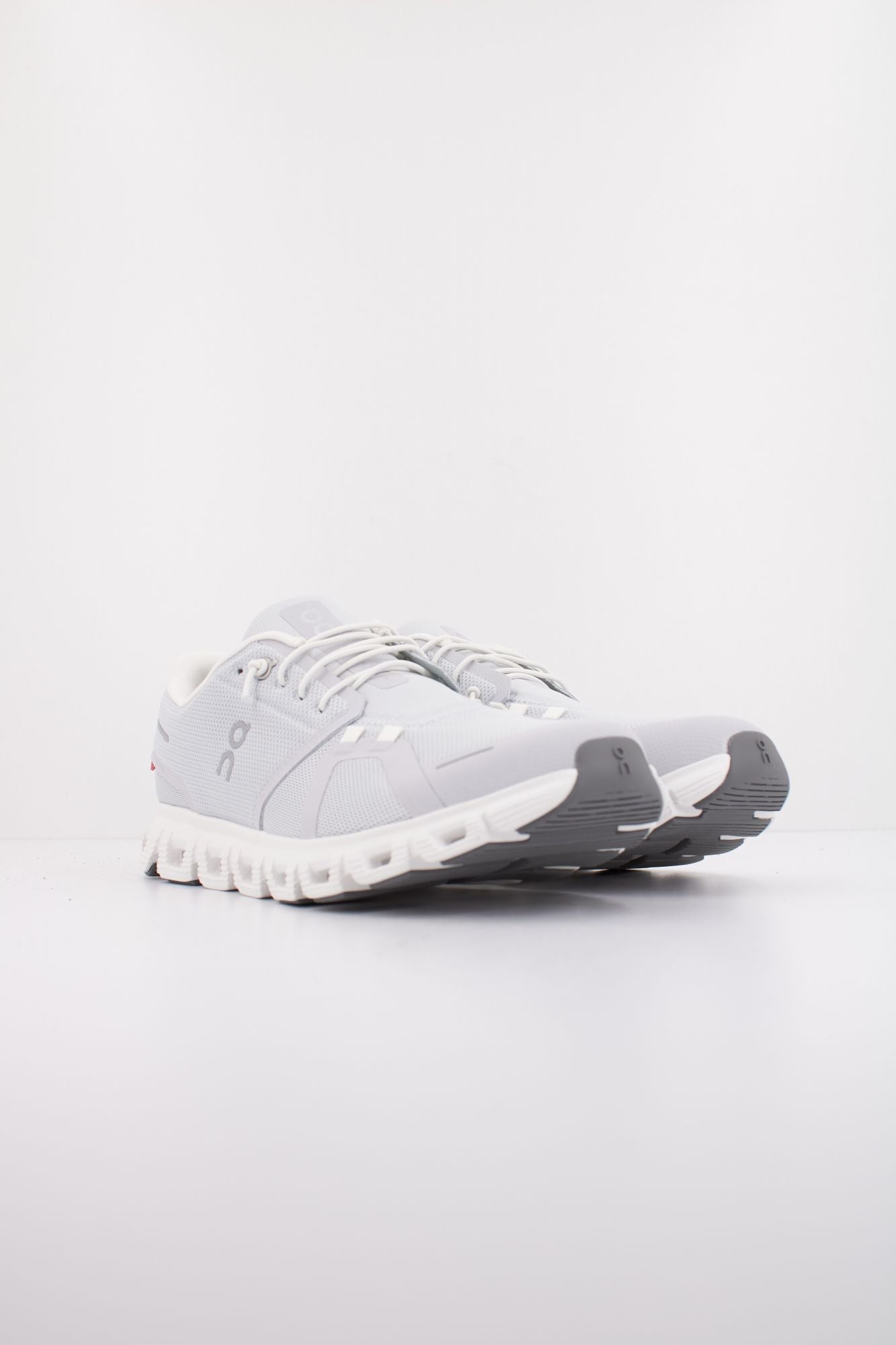 On Running Cloud 6 Men's Sneakers - Grey
