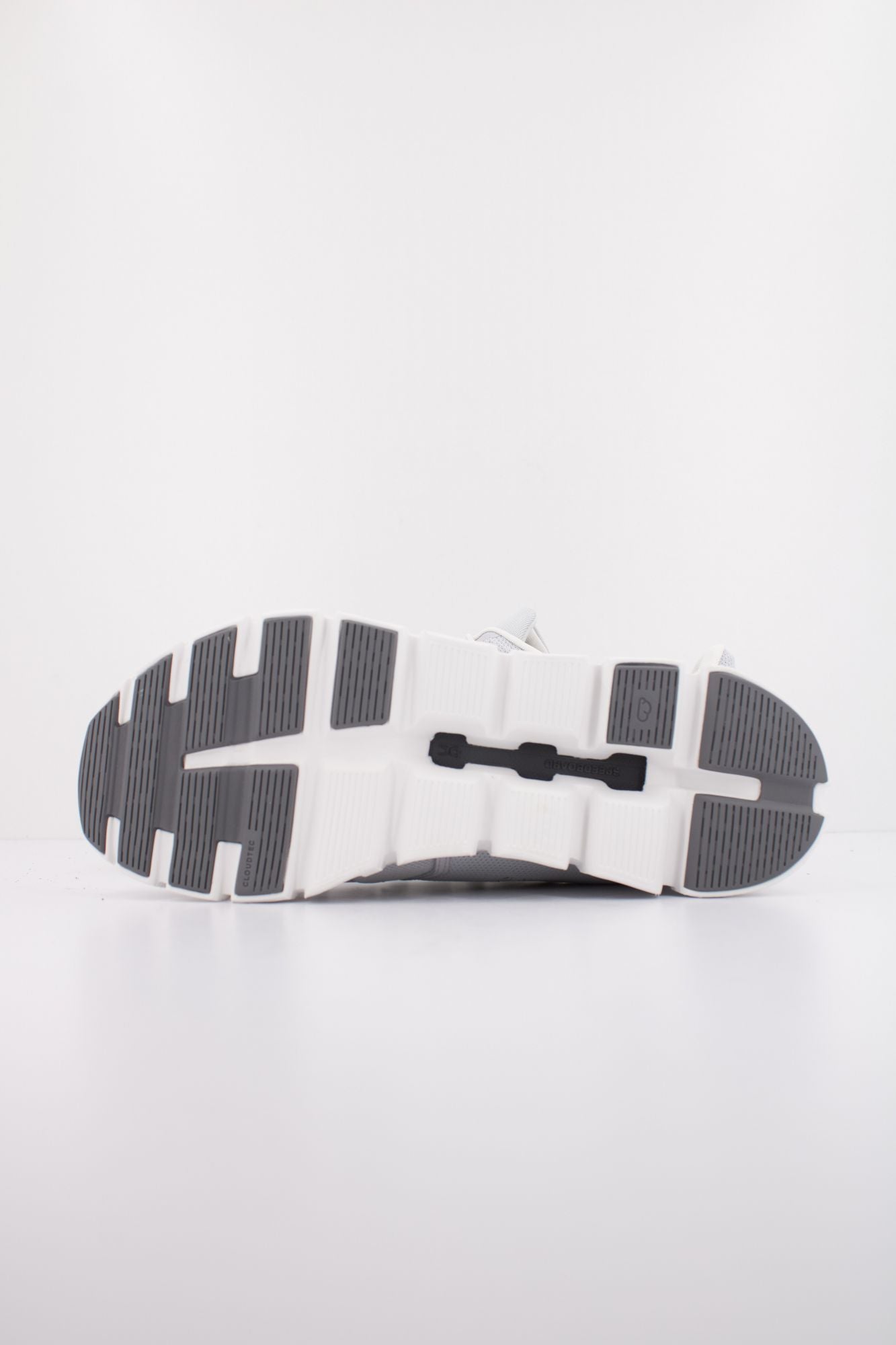 On Running Cloud 6 Men's Sneakers - Grey