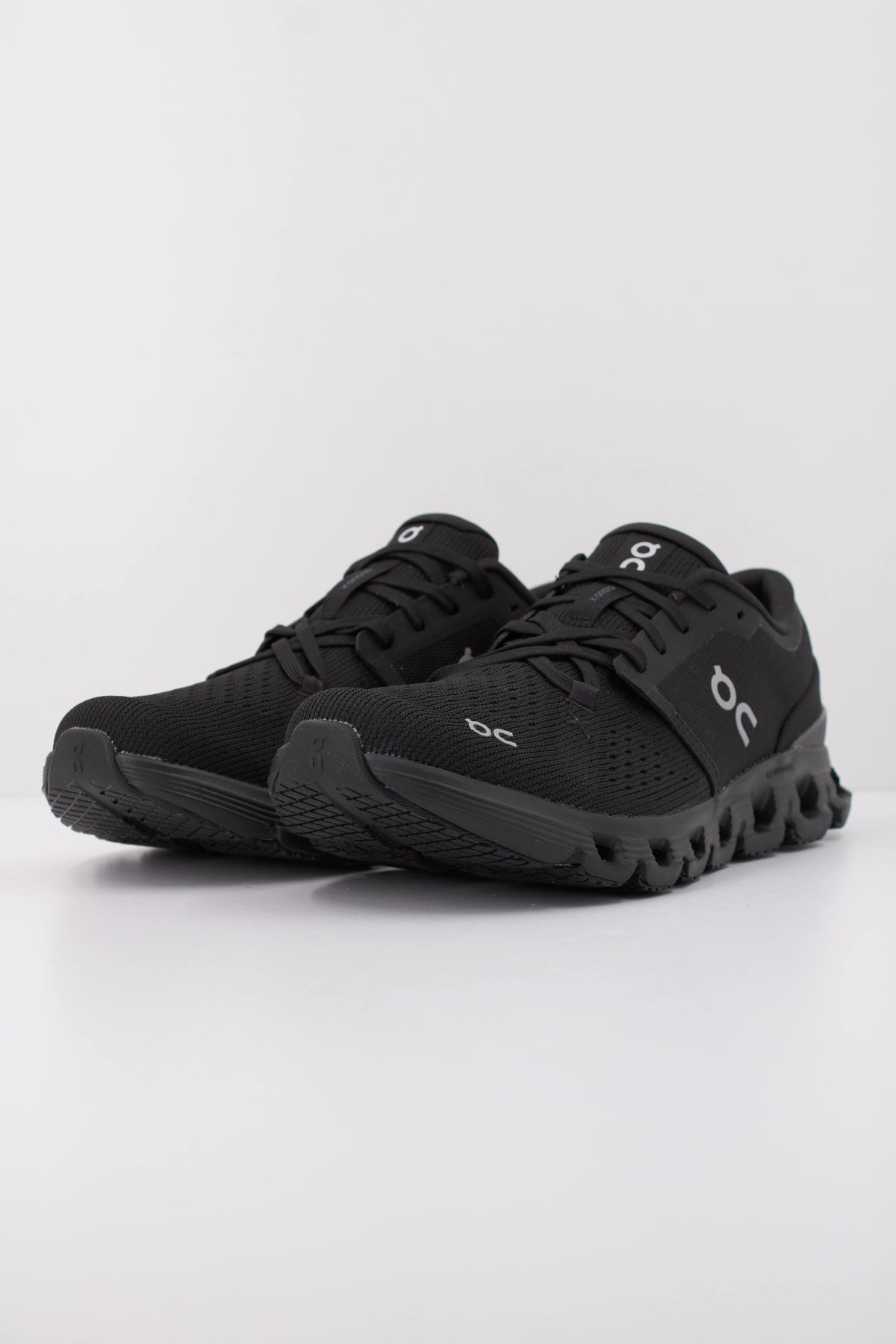On Running Cloud X Men's Sneakers - Black